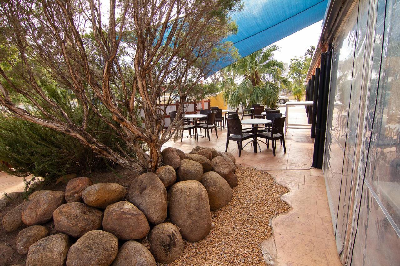 Mundubbera Billabong Motor Inn Экстерьер фото