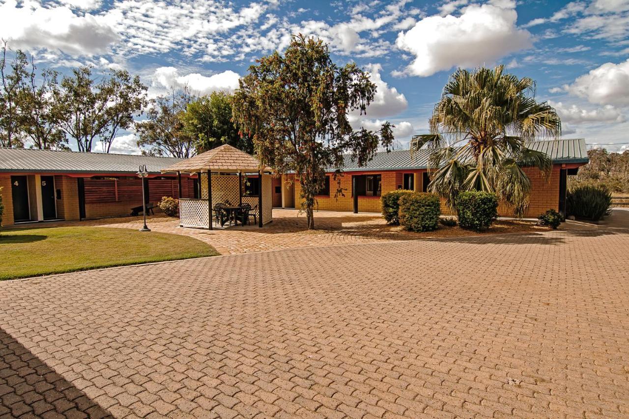 Mundubbera Billabong Motor Inn Экстерьер фото