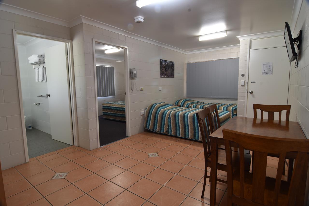 Mundubbera Billabong Motor Inn Экстерьер фото